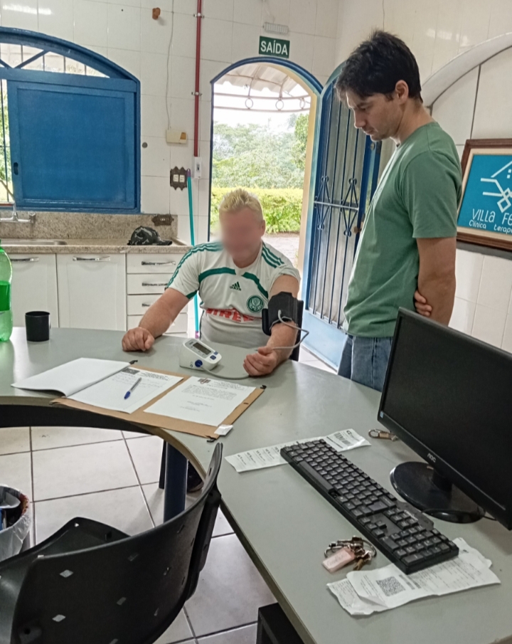 Atendimento médico na clínica